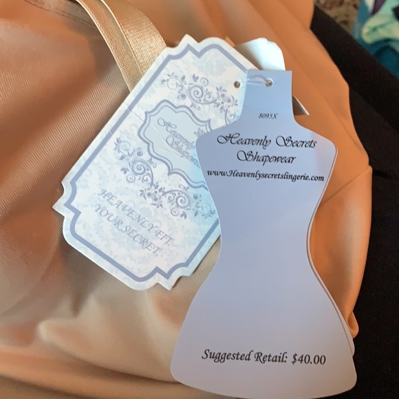 New Firm control full slip tan size 4X new with tag - Picture 3 of 6